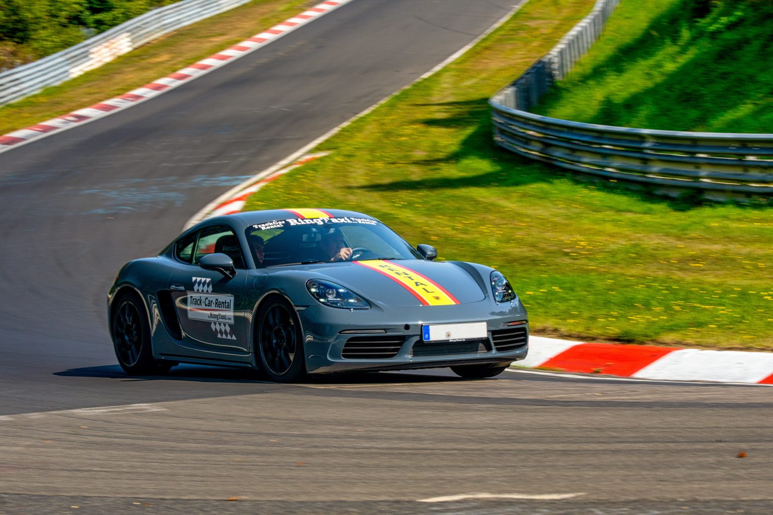 Porsche 718 Cayman Rent Race Car