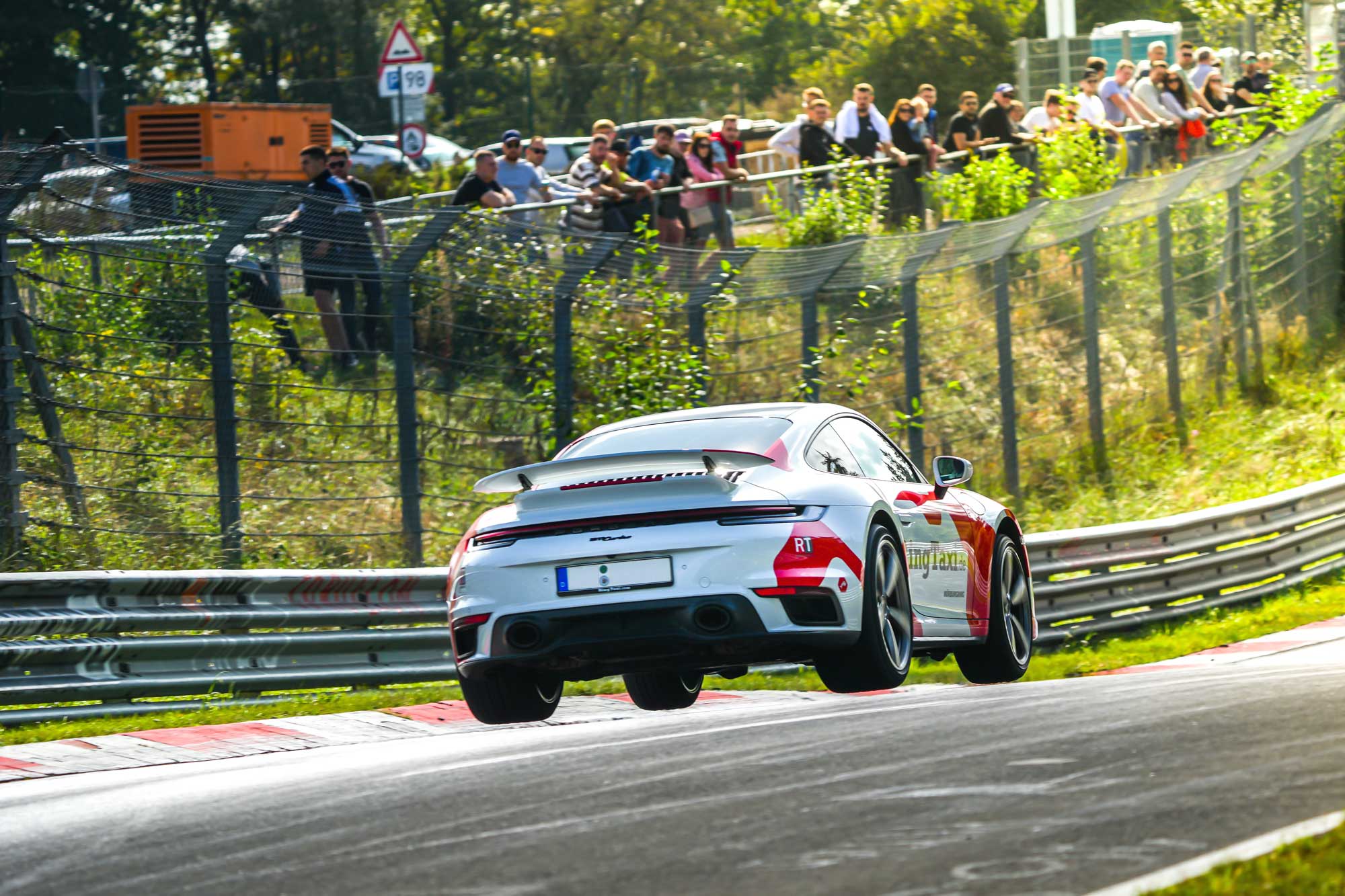 Porsche 992 Turbo auf dem Track